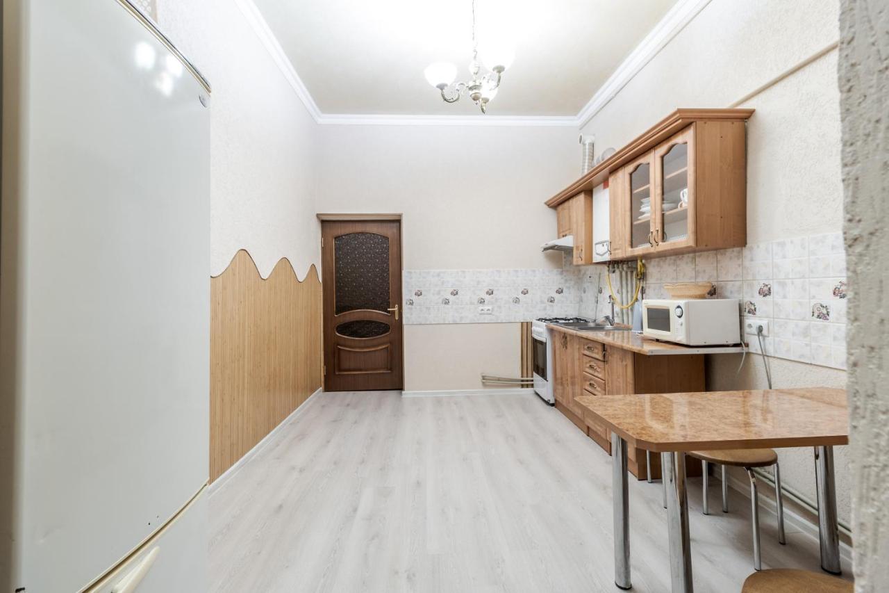 Art Balabana Apartment Львов Экстерьер фото